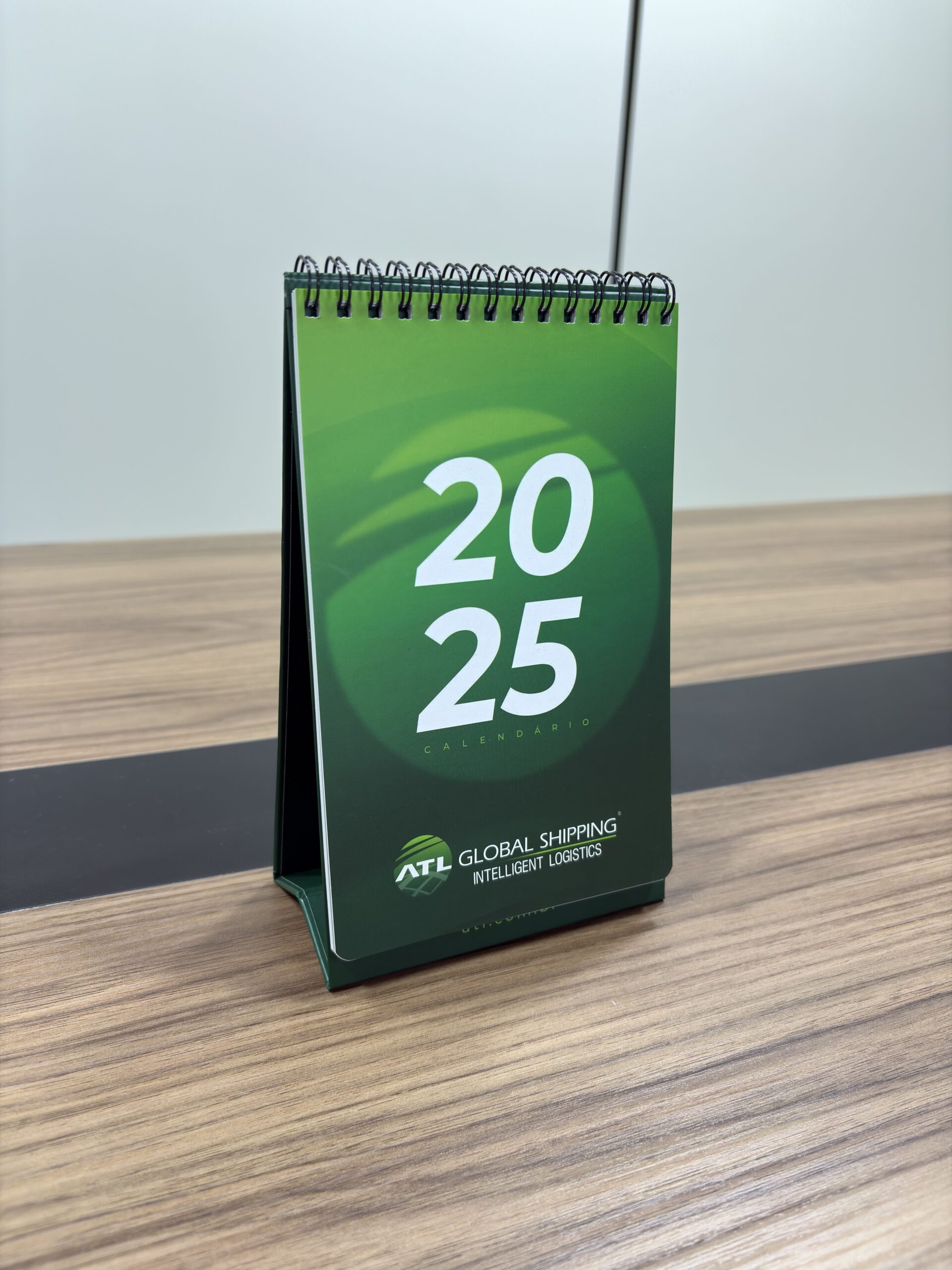Calendário de mesa personalizado 2025