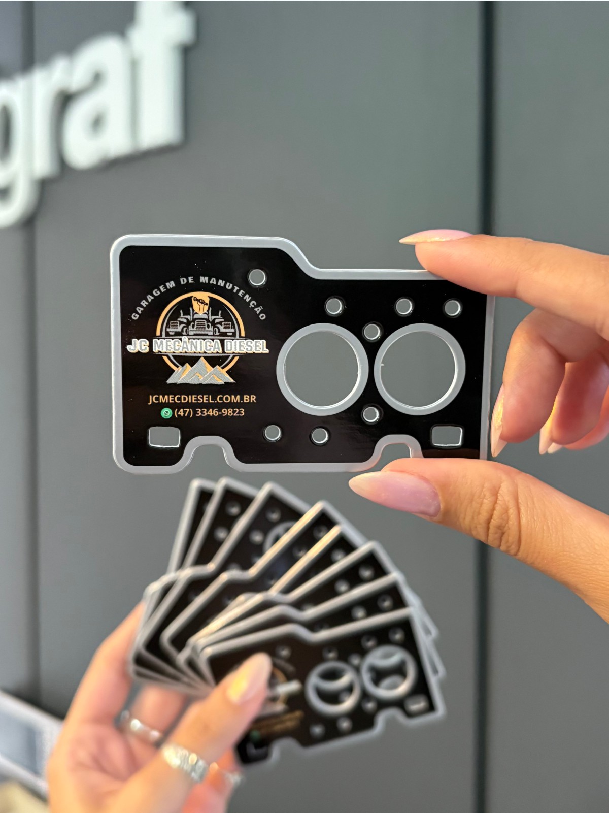 Cartão de visita com corte especial