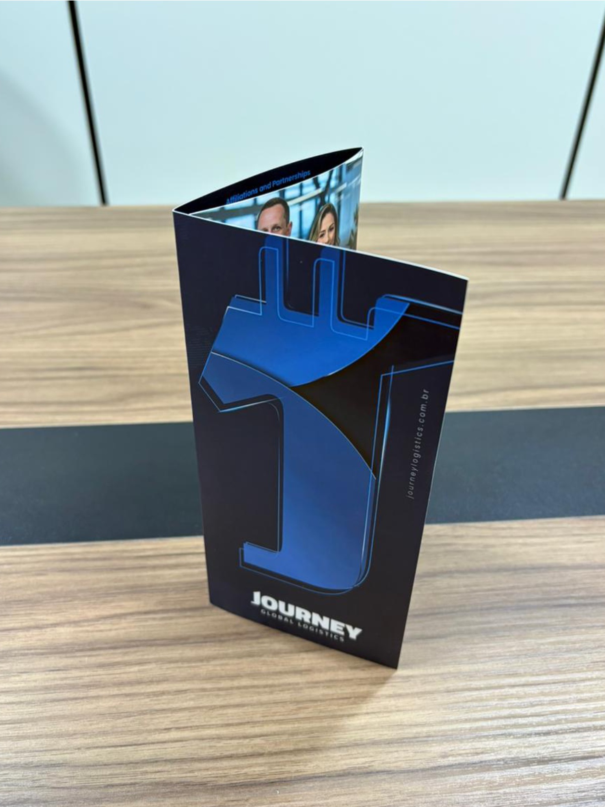 Folder institucional Journey Global Logistics