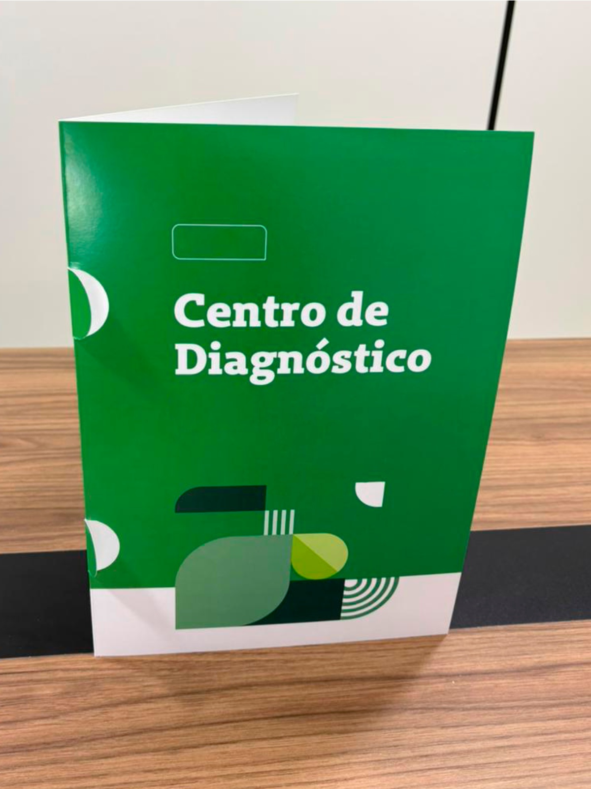 Pasta personalizada verde Centro de Diagnóstico